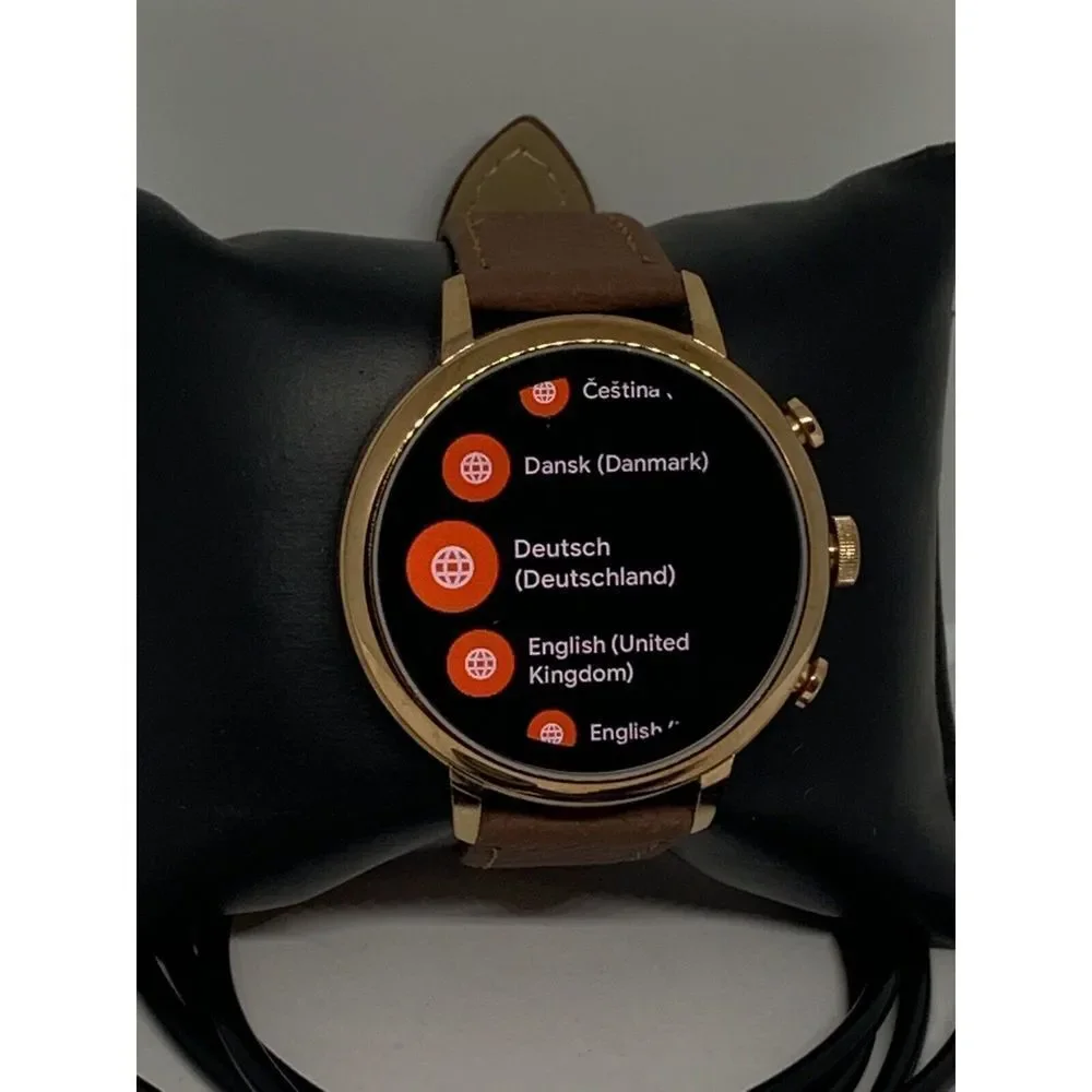 Fossil smartwatch gold
